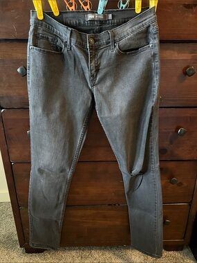 Levi's Women's Skinny Jeans in Charcoal Gray